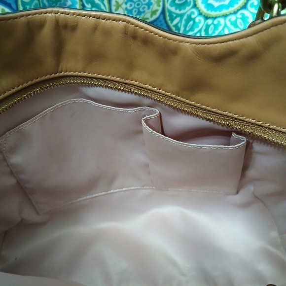 Coach Alexandra Chain Shoulder Bag - Picture 8 of 11